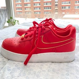 NIKE AF1 University Red w/ Gold accents